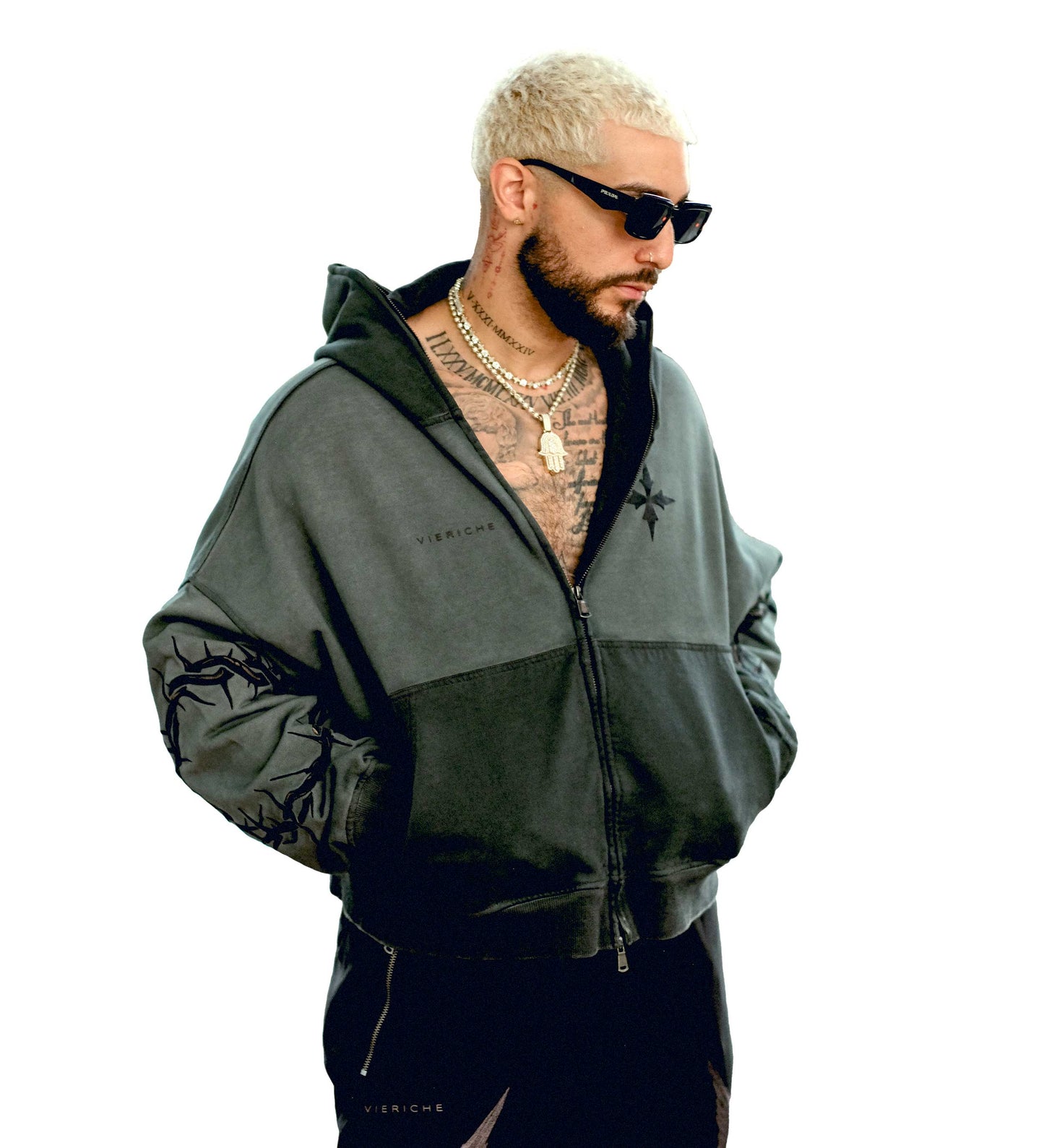 Moth VRP hoodie Grey by Vie+Riche
- 1