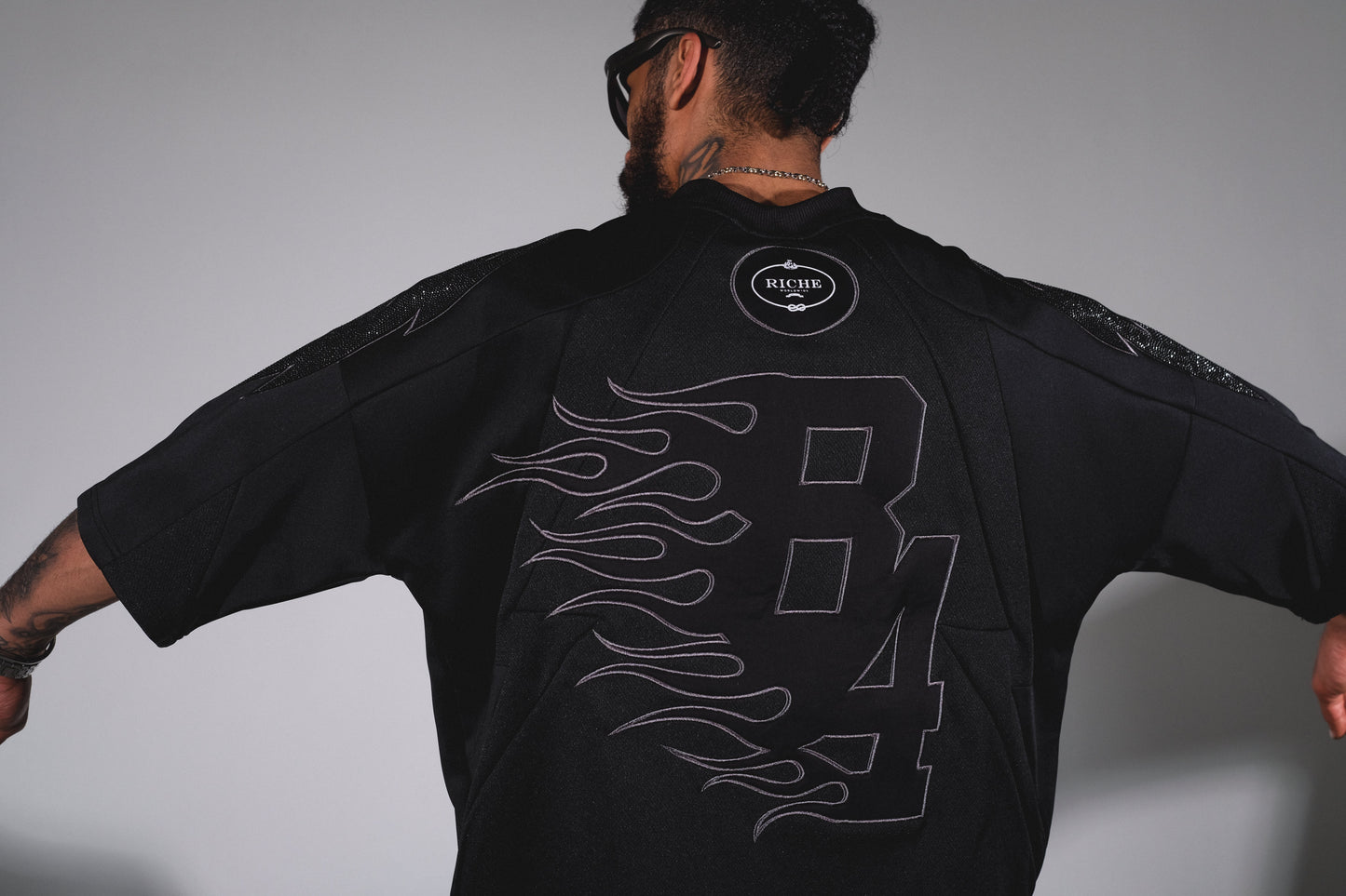 Pep rally jersey Black by Vie+Riche
- 2