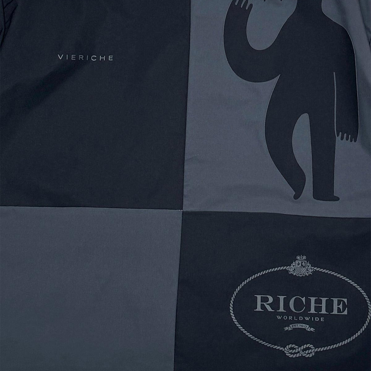 Tribal set by Vie+Riche, view 62