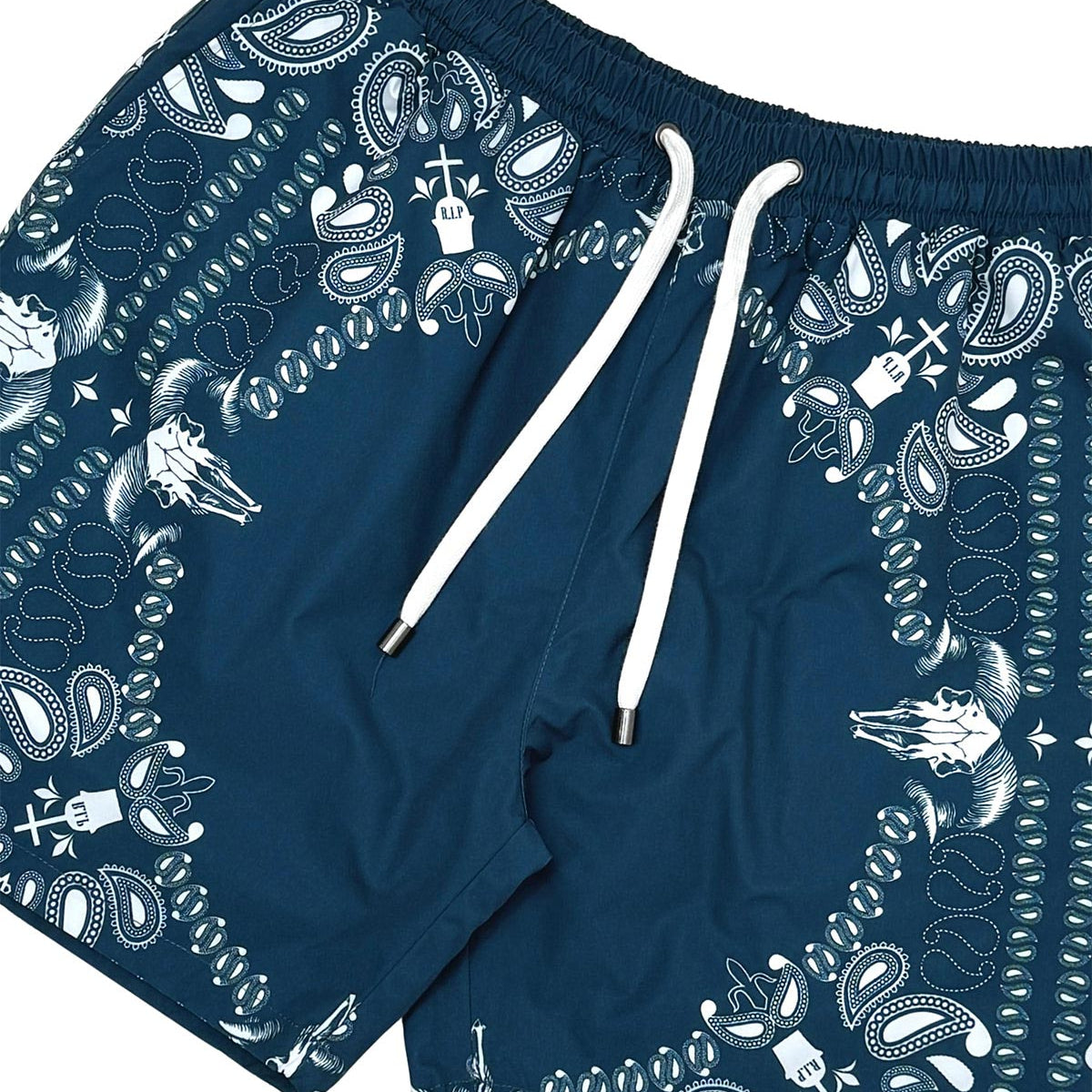 Reversible paisley set by Vie+Riche, view 66