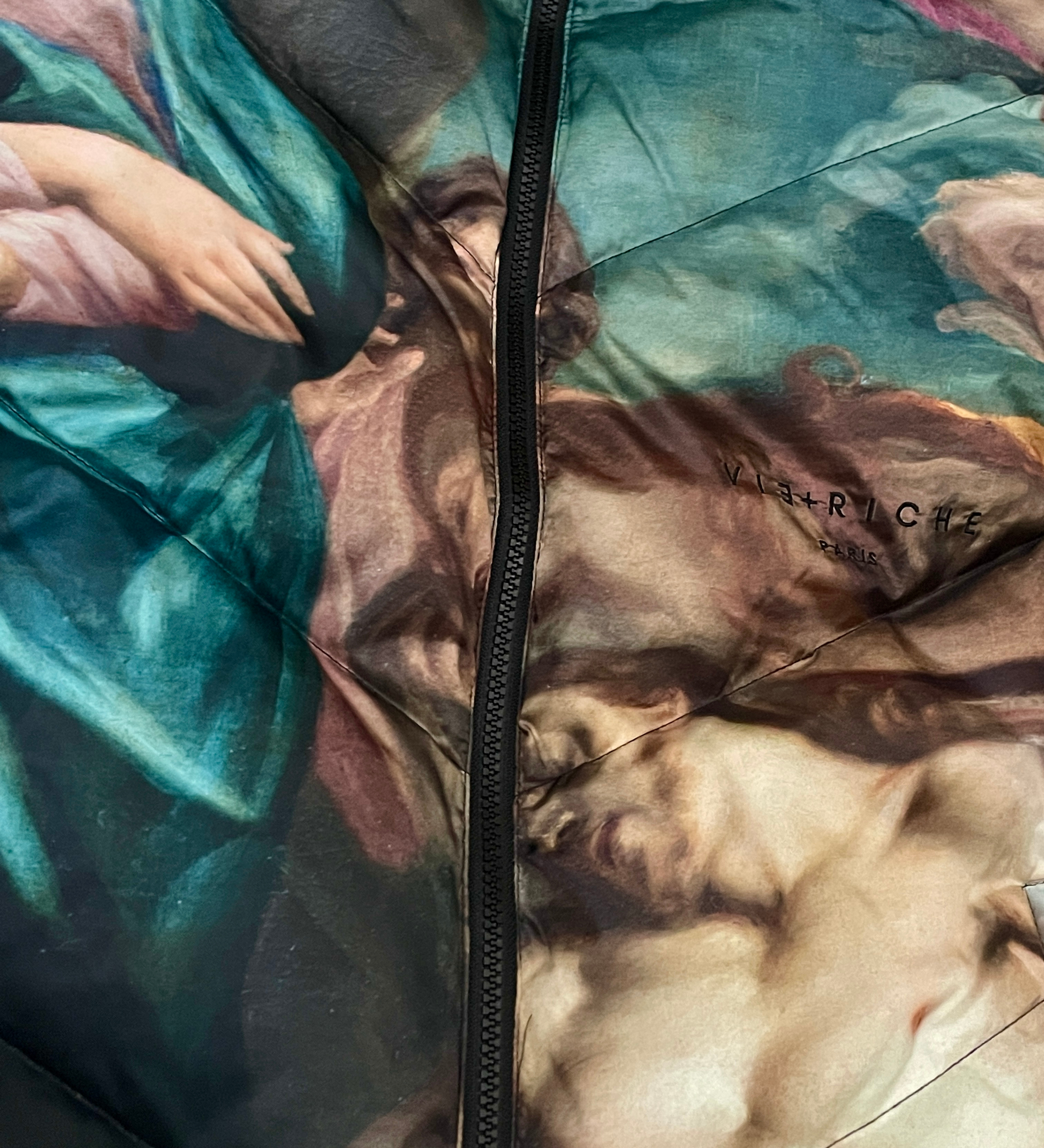 Photoreal bubble - Multi | Vie+Riche
 _3