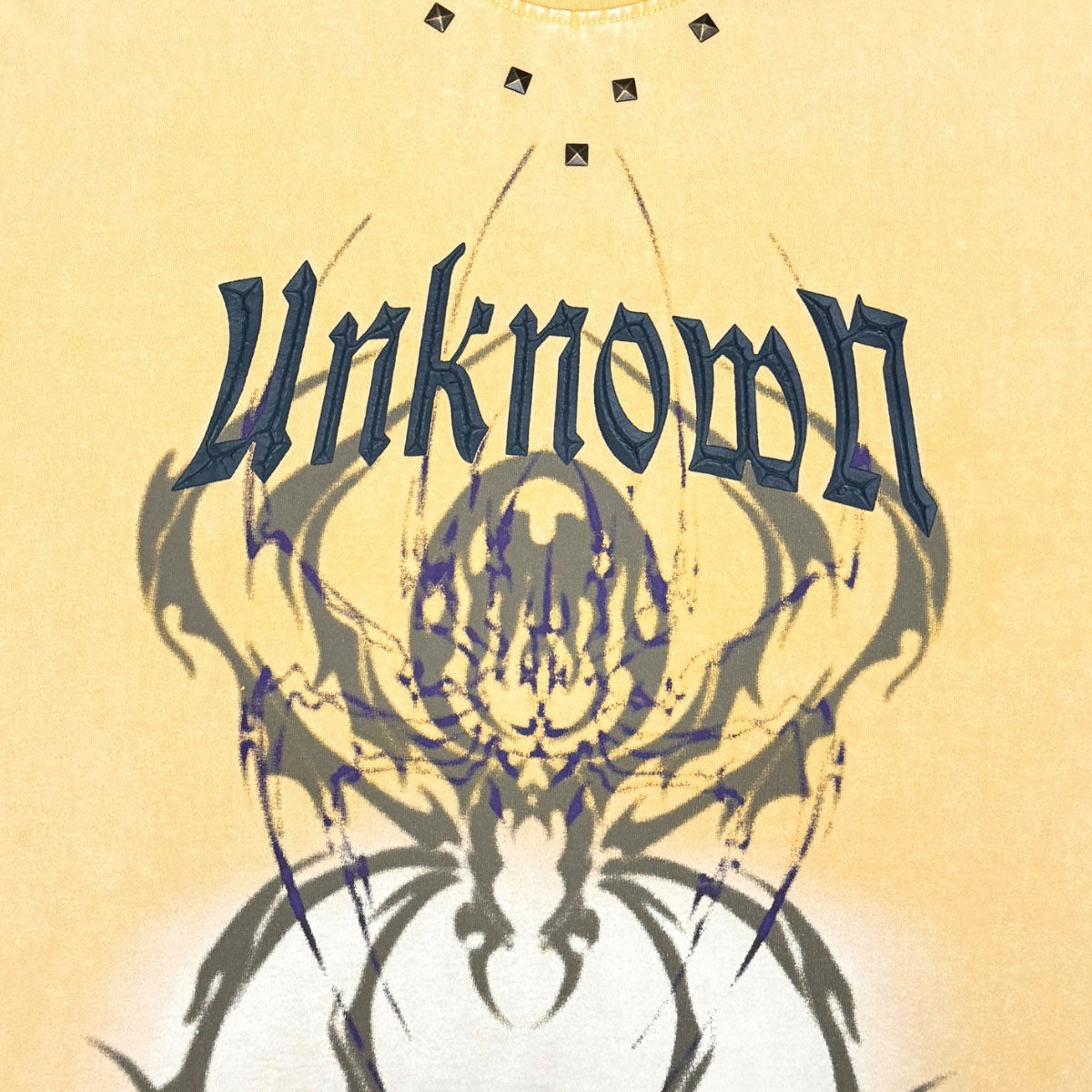 Spider stud tee by Unknown - 11