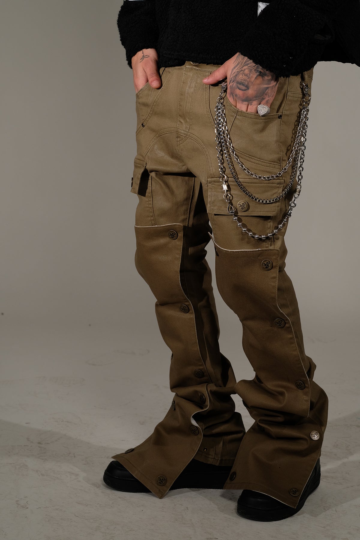 Flare Fit / Front Button Coated Army by Vicious - 2