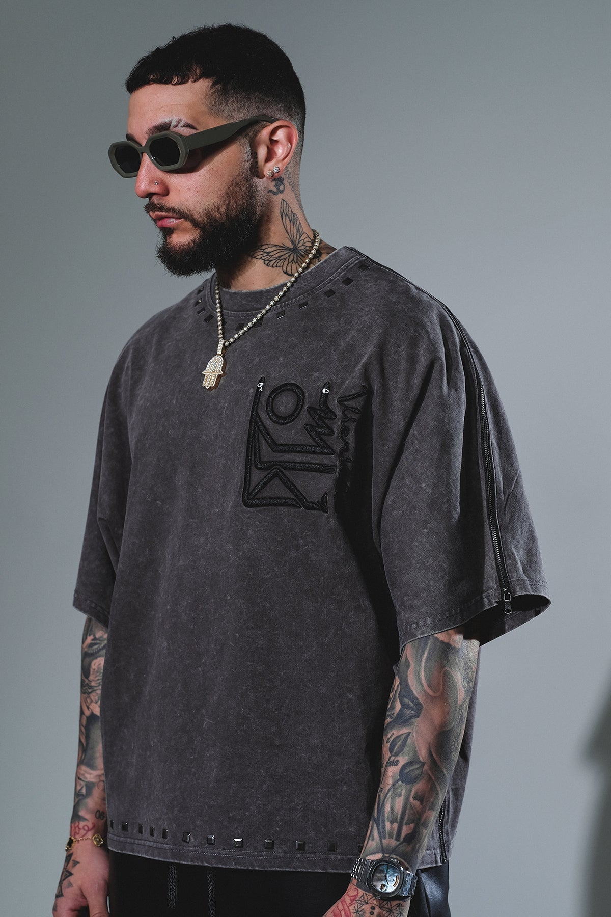 Tribal stones tee Acid Wash Grey by Vie+Riche
 - 6