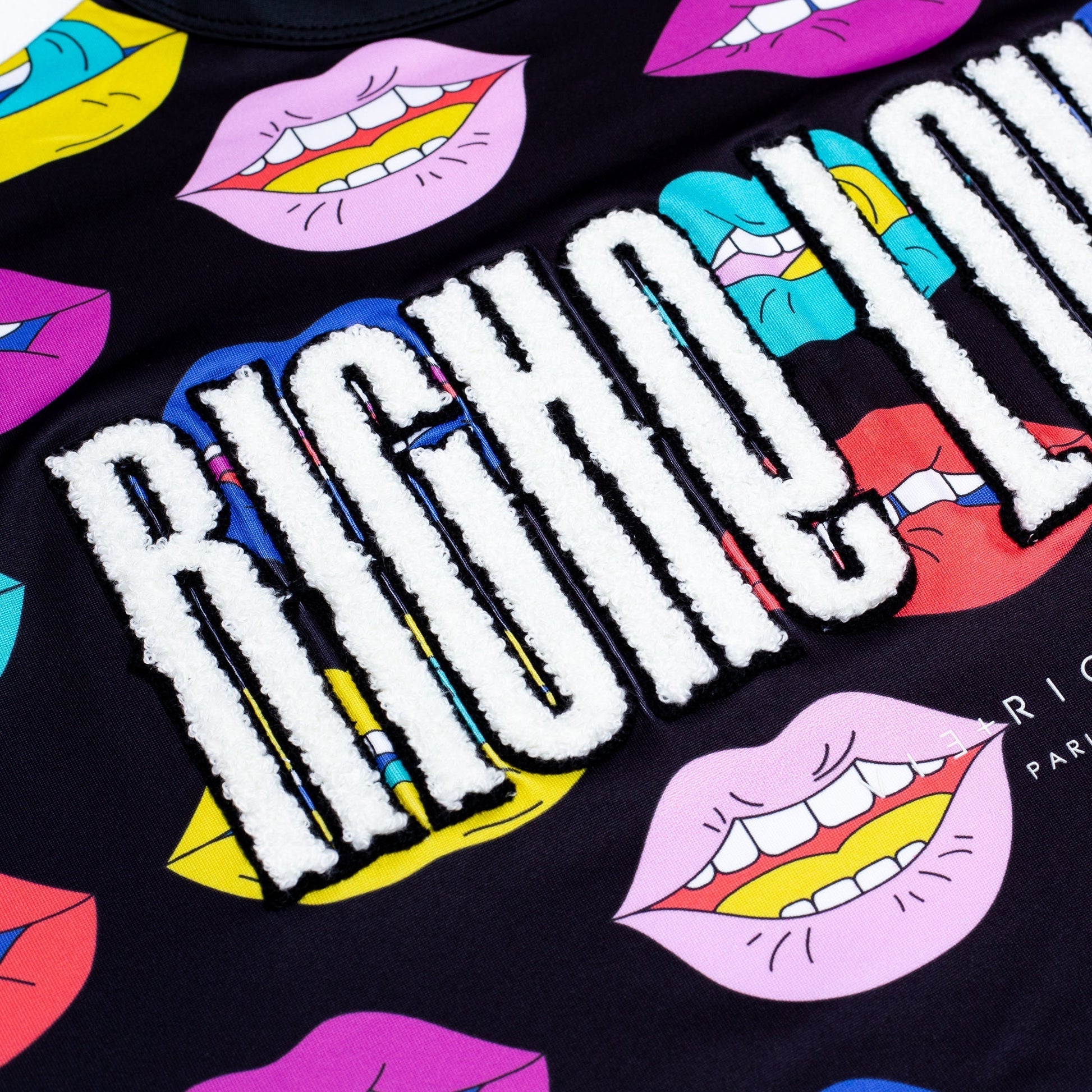 Riche Love Lips Tee - Black | Vie+Riche
 _3